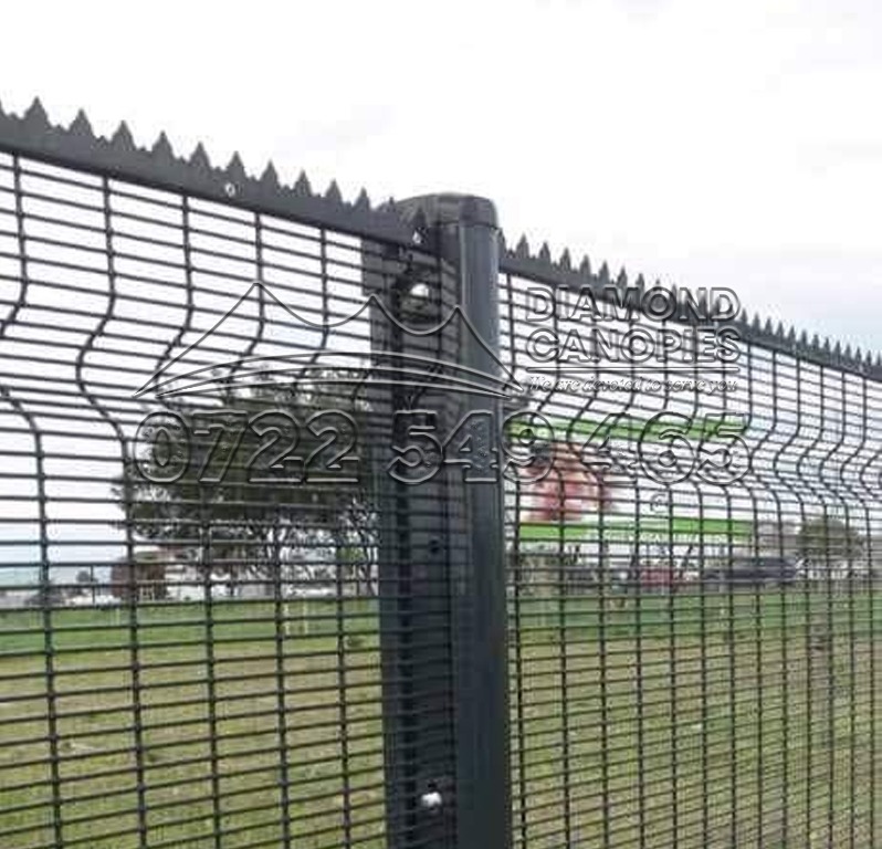 anti-climb mesh fencing